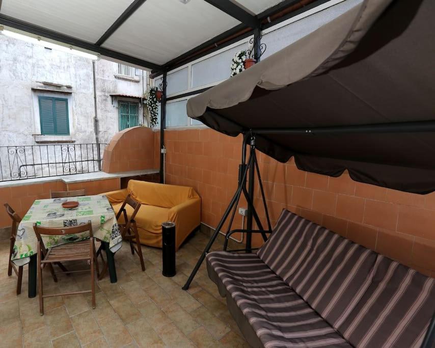 נאפולי Casa Vacanza Russo Enzo מראה חיצוני תמונה