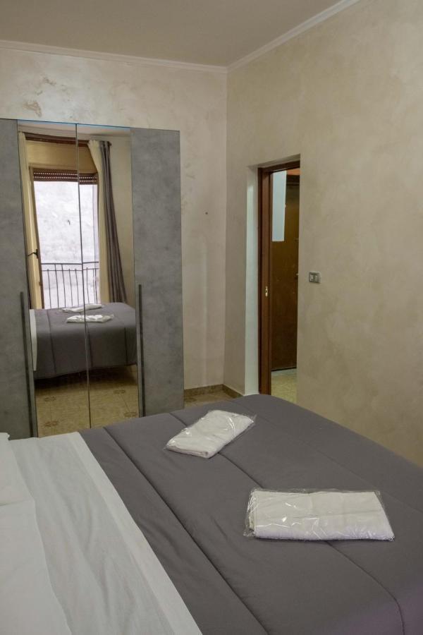 נאפולי Casa Vacanza Russo Enzo מראה חיצוני תמונה