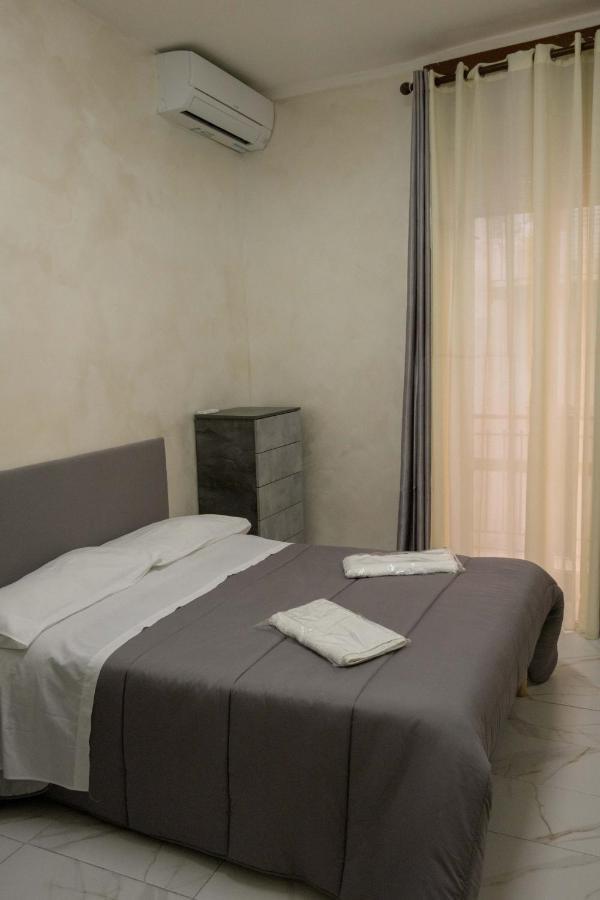 נאפולי Casa Vacanza Russo Enzo מראה חיצוני תמונה